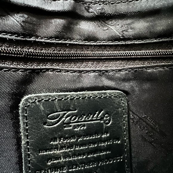 Vintage Fossil Black Saddle Leather Bag - Picture 3 of 14